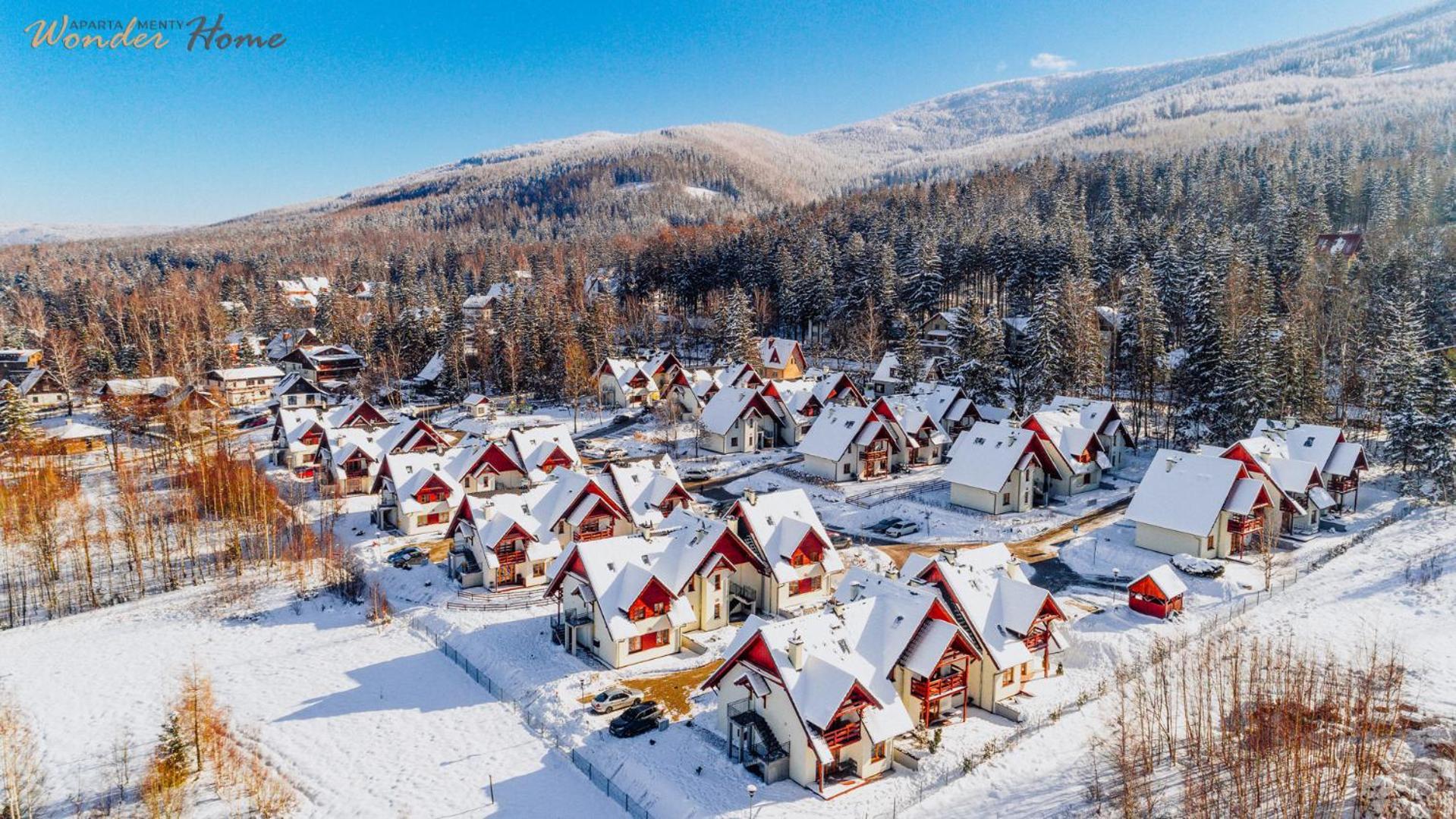 Wonder Home - Domki Gorskie Z Kominkami, Bezplatnym Parkingiem I Placem Zabaw Na Terenie Kompleksu Karpacz Exteriör bild